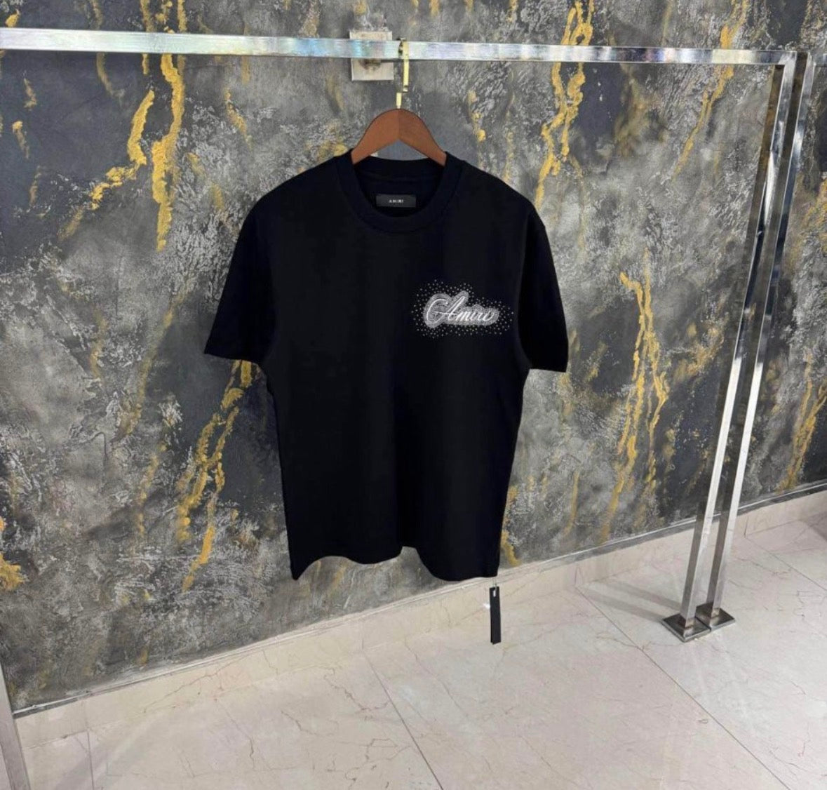 VVS AMIRI